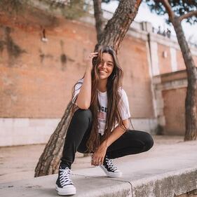 Marta Diaz spopola su Instagram: gli scatti di lady Reguilon 1