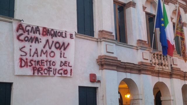 Il grido dei sindaci veneti: "Via da qui tutti i profughi"