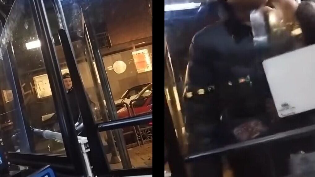 "Ti mangio le budella". Pugni e testate contro il vetro: paura sul bus a Torino