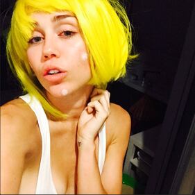 Miley Cyrus nuda in copertina 11
