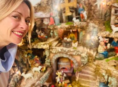 Gli auguri di Natale dei politi agli italiani  3