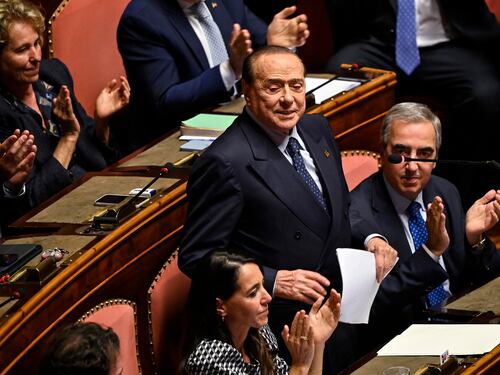 "Stella polare è la libertà". Il Cav dà la fiducia alla Meloni: "Noi dalla parte dell'Occidente"