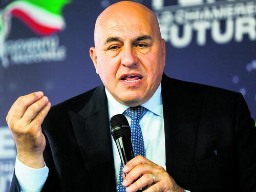 "I tempi sono cambiati, anche la Nato cambi. L'Onu? Non conta"