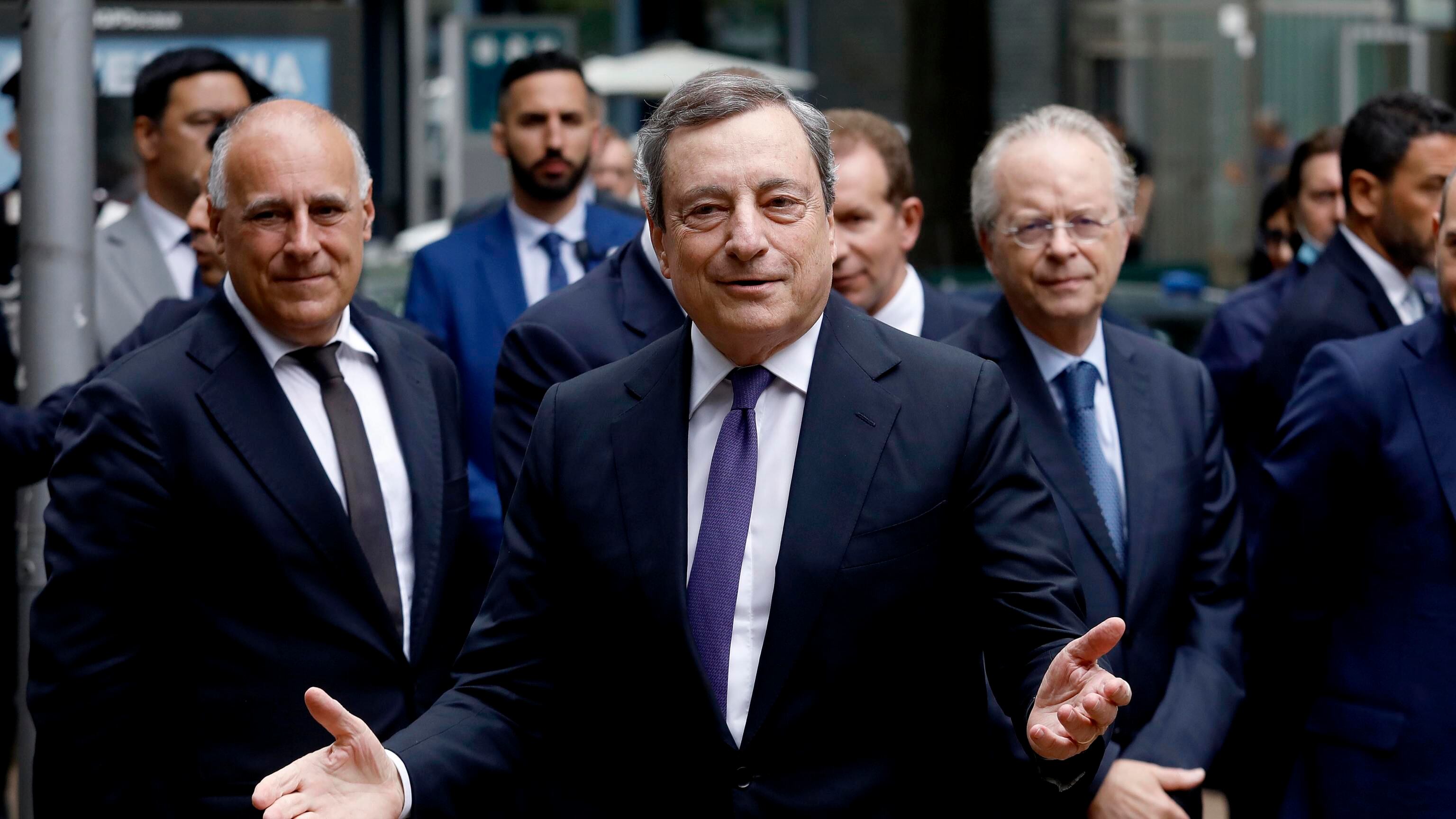 "Serve anche alle toghe": pressing di Draghi sulla giustizia