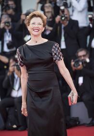Venezia, attrici sexy sul primo red carpet 3