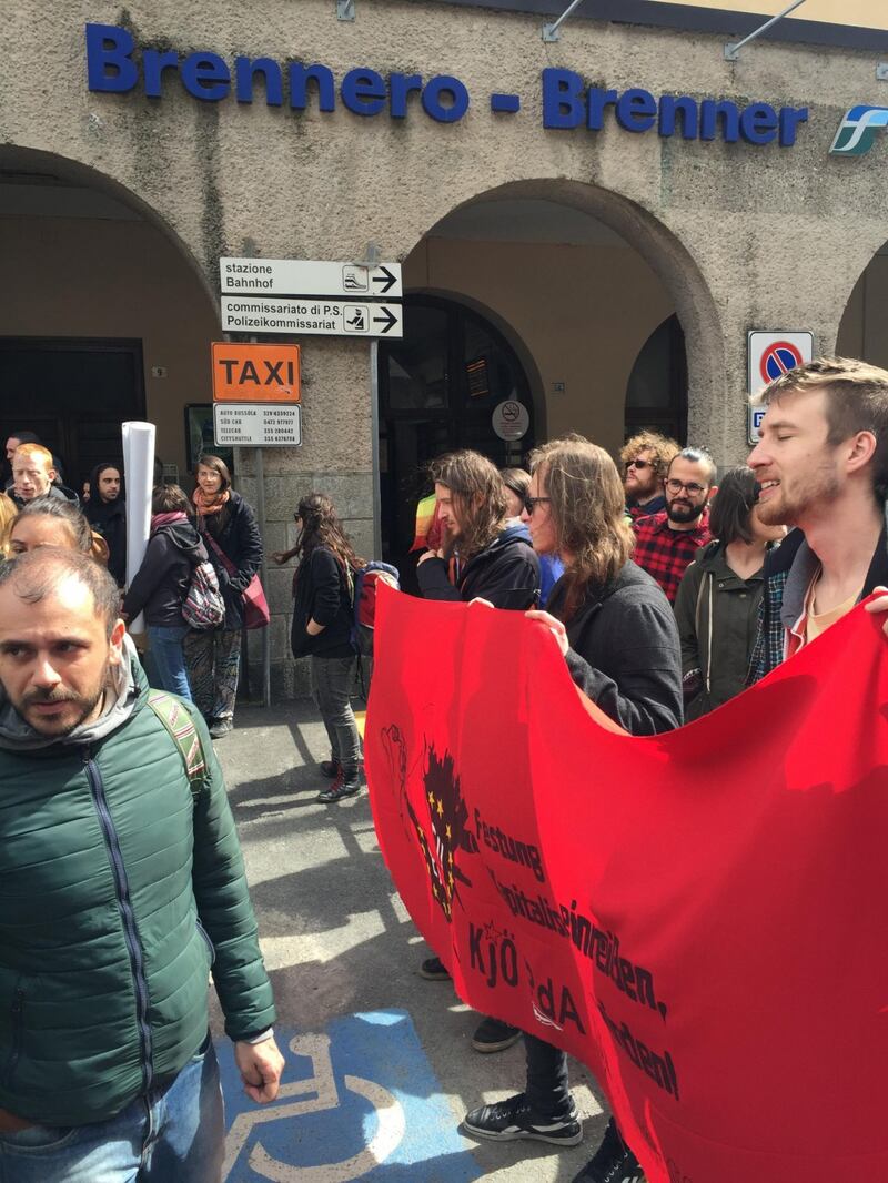 Brennero, manifestazione pro migranti 3