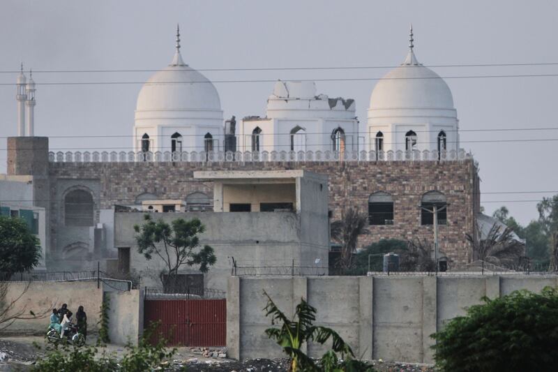 L'India bombarda il Pakistan: le immagini degli attacchi 3