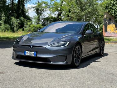Tesla Model S Plaid: guarda la gallery della super berlina elettrica 3