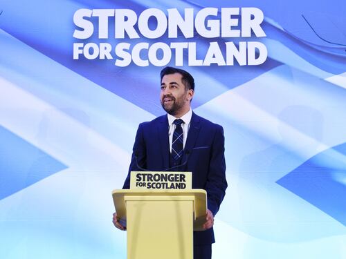 Humza Yousaf, chi è il nuovo leader scozzese