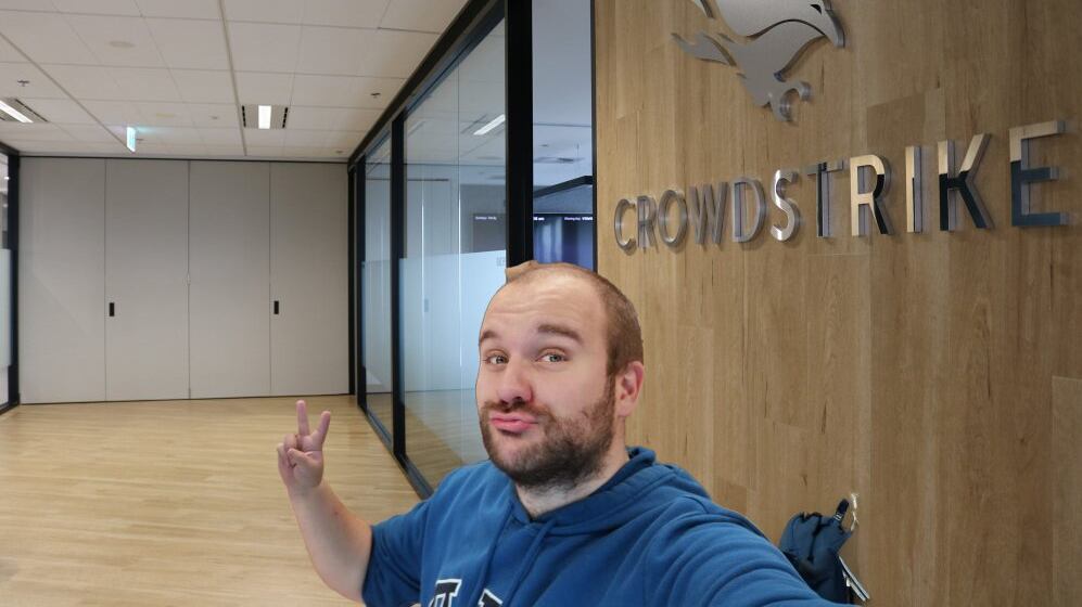 "Il blackout di Crowdstrike è colpa mia". E la bufala diventa virale