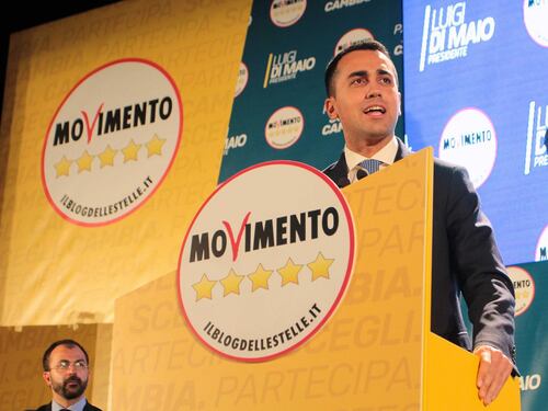 Di Maio pensa a un governo con la sinistra