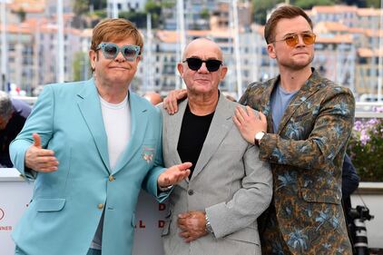 Elton John promuove "Rocket Man": foto 2