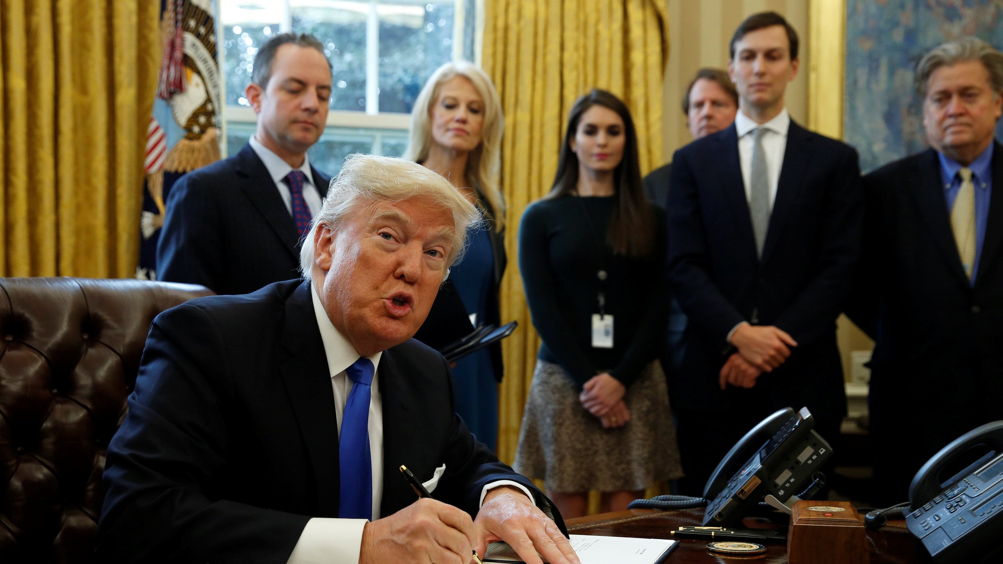 L'agente dei servizi: "Non morirò per Trump"