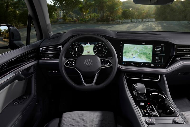Volkswagen Touarge, guarda la gallery 17