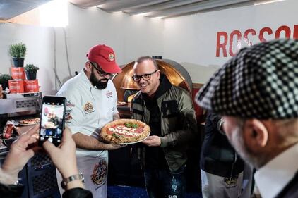 Musica e brindisi a Casa Sanremo, gli artisti in gara al Festival al party organizzato al Palafiori| 3
