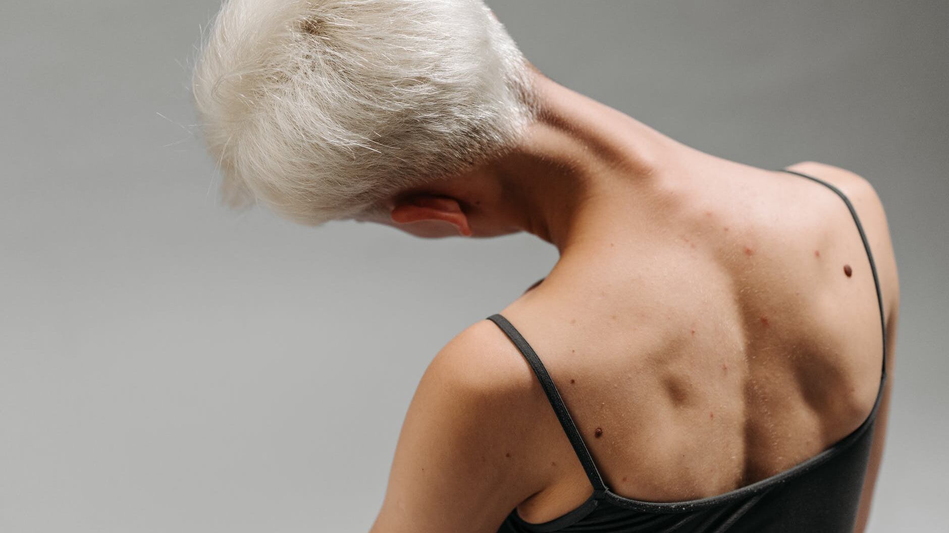 Così intelligenza artificiale e realtà virtuale aiutano a combattere il dolore cervicale