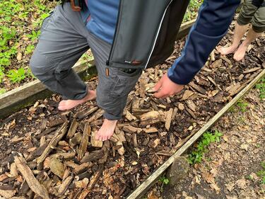 A piedi nudi tra natura e scienza: presentati i dati italiani che misurano gli effetti del barefooting 7
