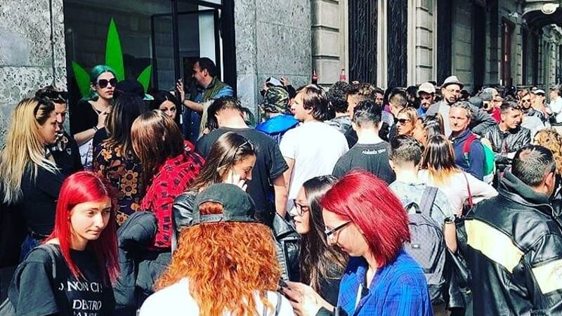 "Tabacco al gusto cannabis". La "quasi droga" è in negozio