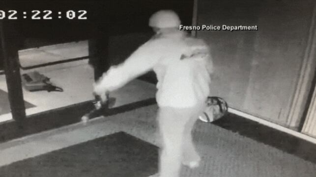 California, balla il moonwalk dopo il colpo e viene identificato