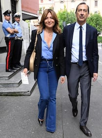 Da Berlusconi a Parisi: i big votano a Milano 13
