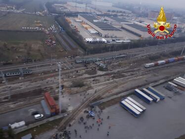 Pioltello, i pompieri in prima linea nei soccorsi 10