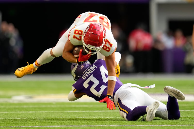 Kelce Chiefs Vikings 2023