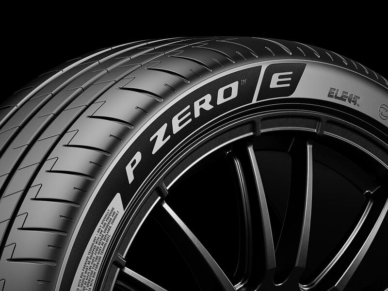 Pirelli P Zero E