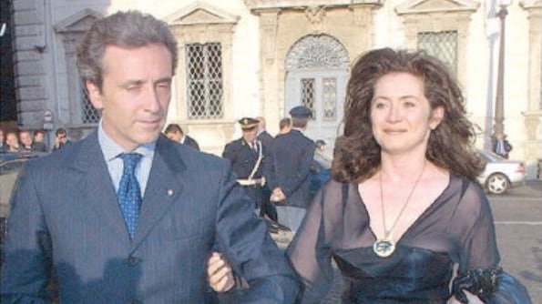 Fango sulla Lega per nascondere i soldi a lady Grilli