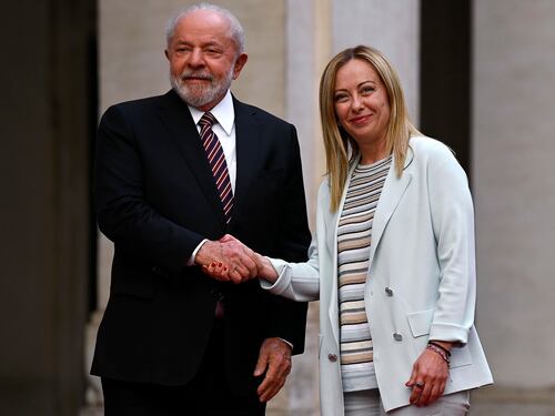 La diplomazia di Meloni dal moderato Macron al massimalista Lula