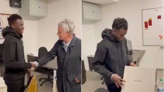 "Dentro ci sono le banane". Cosa è successo a Felix Gyan e a Mourinho