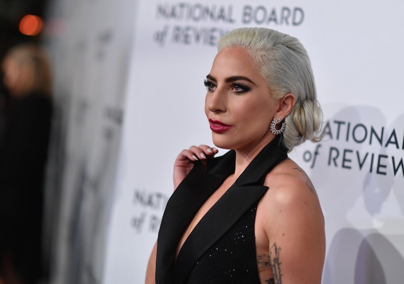Lady Gaga sexy e chic sul red carpet: foto 2