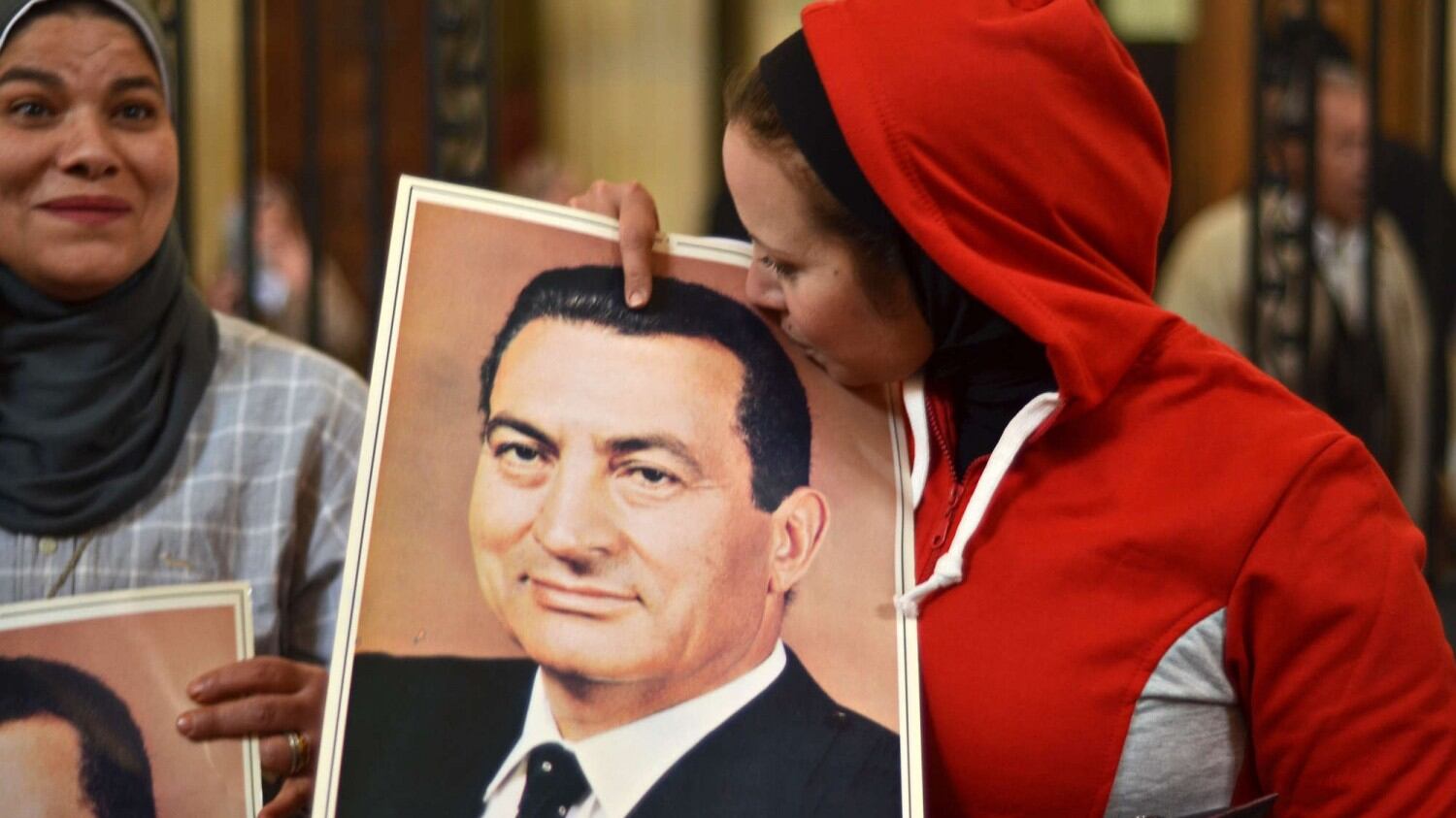 Egitto, il tribunale chiede la scarcerazione per i figli di Mubarak