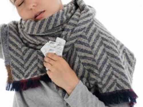 Placche in gola, i rimedi naturali per combatterle