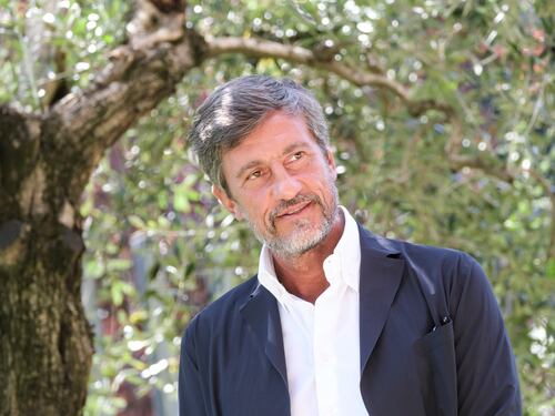 Rama telefona alla Rai: "Report mente"