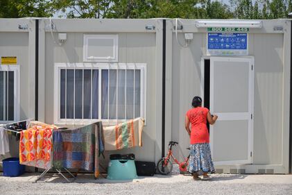 Il nuovo campo rom di via Lombroso costato 600mila euro 15