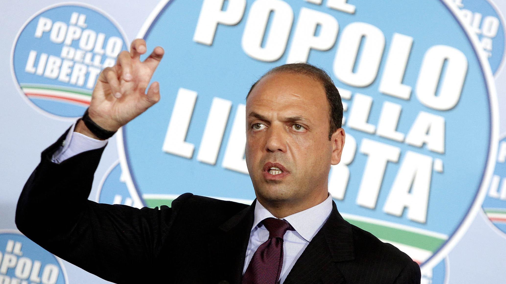 Alfano: "Monti bis? Solo se si candida"