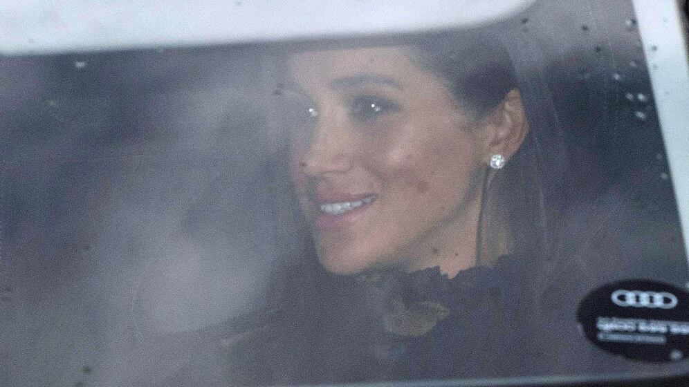 L'indiscrezione: "Al suo primo matrimonio Meghan regalava bustine di marijuana"