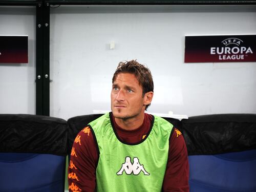 L'ultimo derby di Totti con le scarpe d'oro. O resterà in ciabatte?