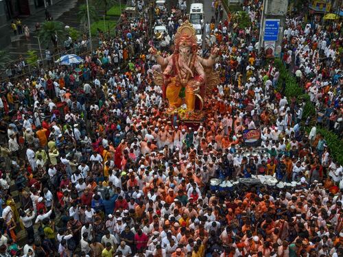 India, le celebrazioni del Ganesh Chaturthi festival