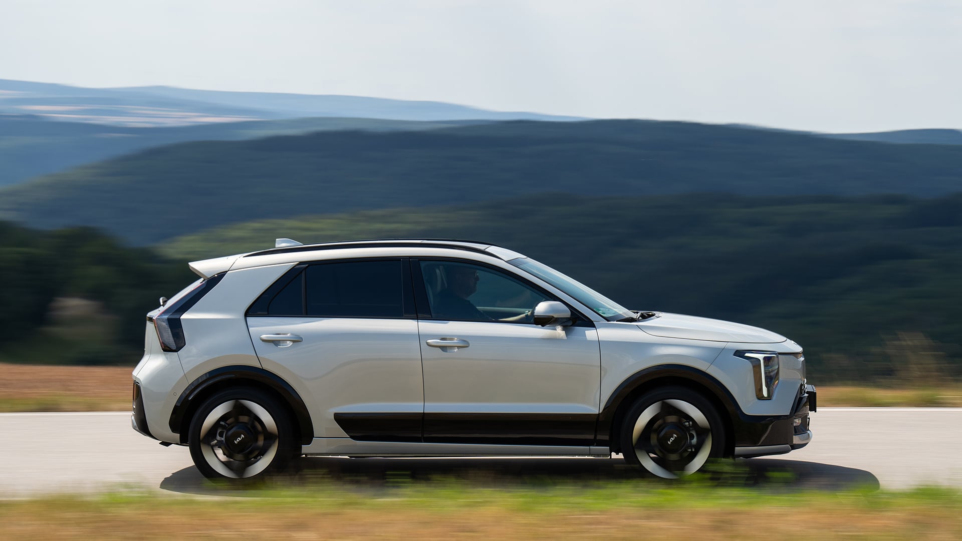 Kia Niro Hybrid 2026, la prova: il SUV che punta tutto sull'equilibrio tra efficienza, comfort e tecnologia