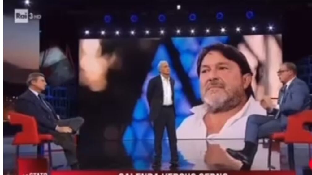 "Se sei di sinistra la libertà è sacra...". Così Cerno ha smascherato Ranucci