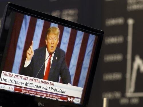 Trump fa volare Wall Street: prima volta sopra quota 20mila