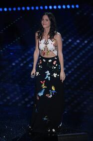 Sanremo 2017, Lodovica Comello sexy 5