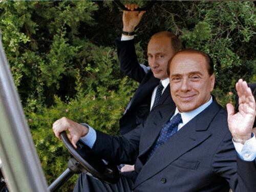 Il fronte estero di Berlusconi: pronto a tornare da Putin