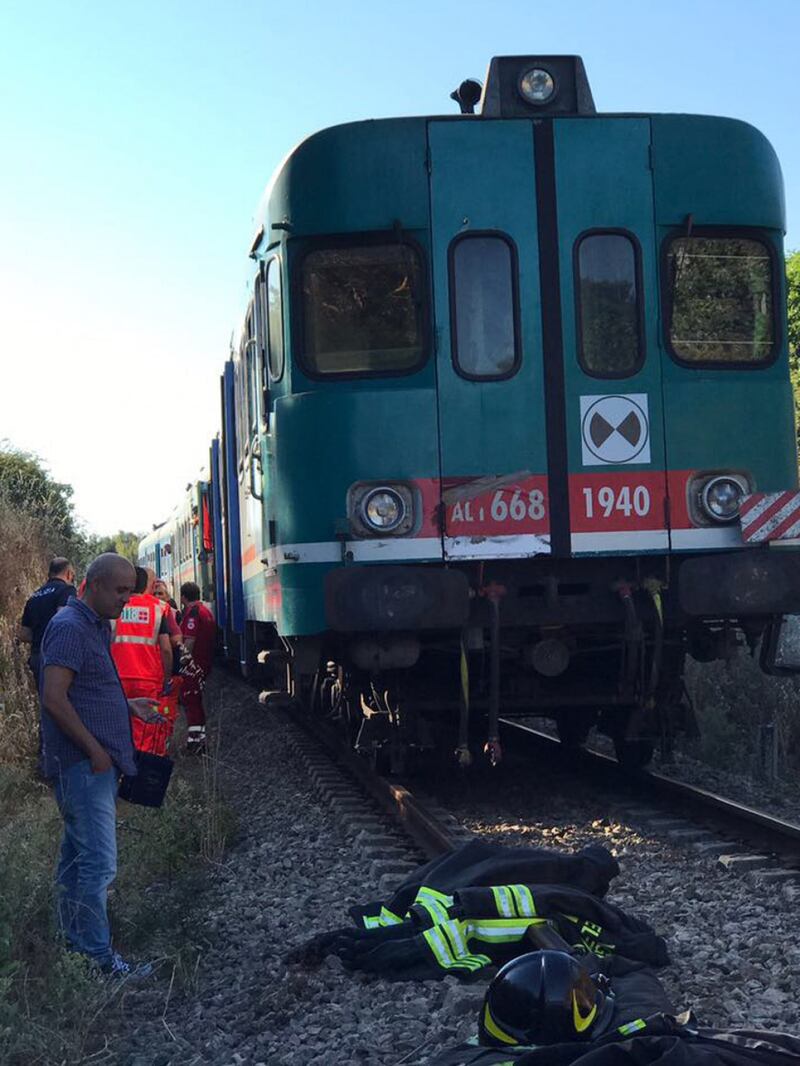 Salento, scontro su linea a binario unico 2