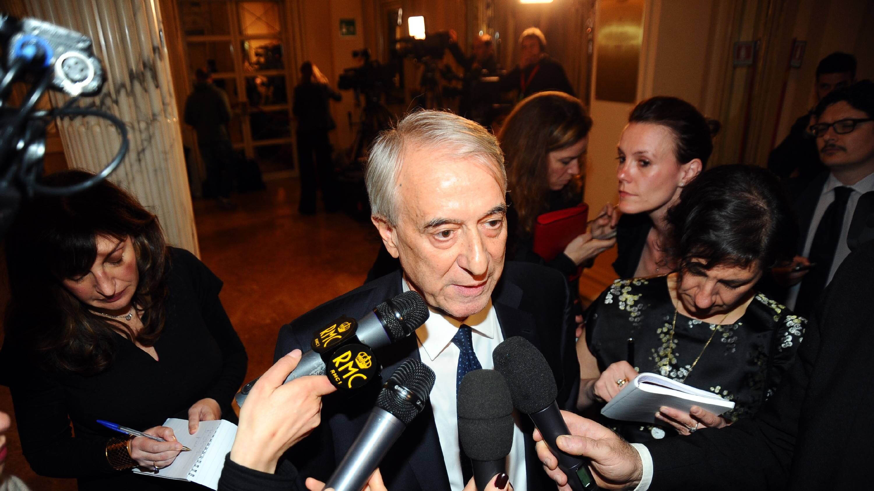 Ma Pisapia teme più il centrodestra dei kamikaze