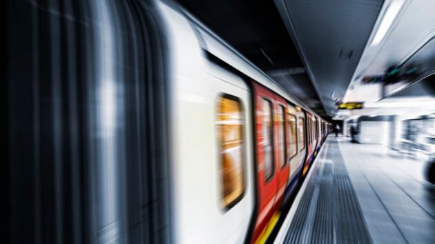 Milano, maxi rissa fra stranieri in metro