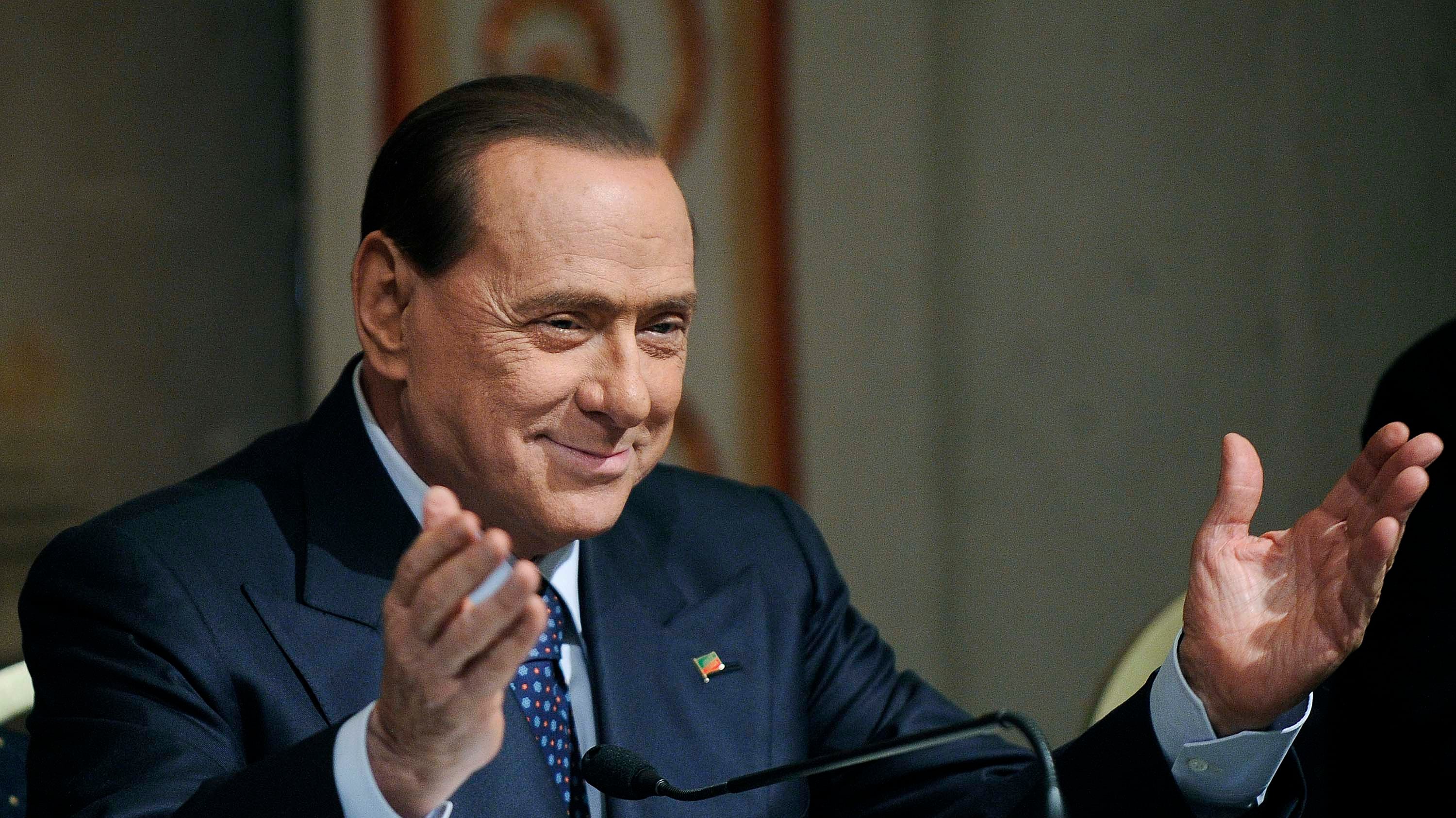 Berlusconi: "Il comunismo non è un'ideologia ma una malattia"
