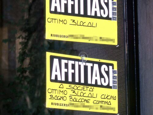 "Siamo italiani, razzisti e fascisti". E non affittano casa alla donna