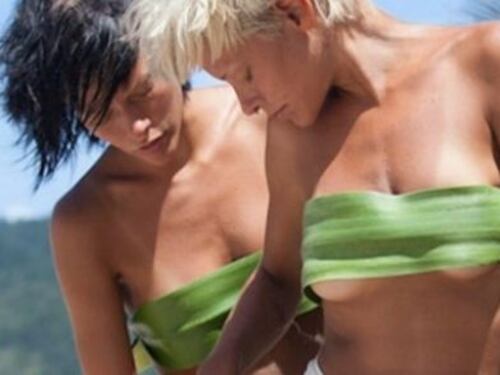 Le Donatella "desnude" sull'Isola dei Famosi